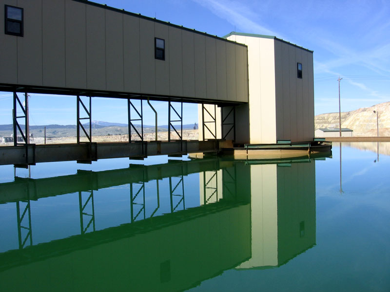 A treatment pond at the Horseshoe Bend Water Treatment Plant (2009). Photo by Justin Ringsak.